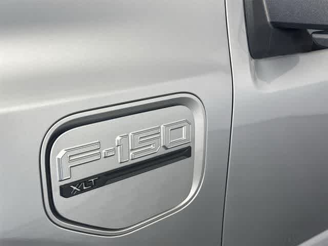 Used 2023 Iconic Silver Metallic Ford XLT image 10