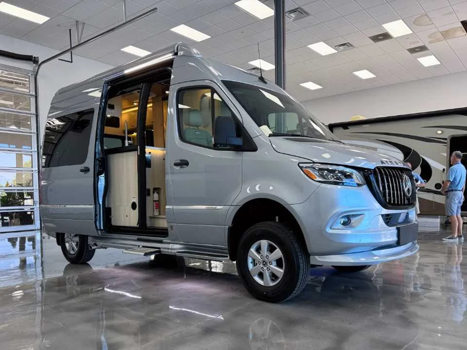 New 2026 SILVER AIRSTREAM  image 5