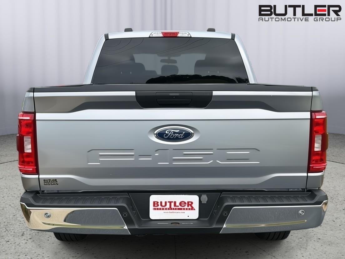 Used 2023 Iconic Silver Ford XLT image 5