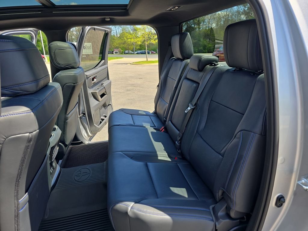 2026 Toyota Tundra Platinum - Photo 17