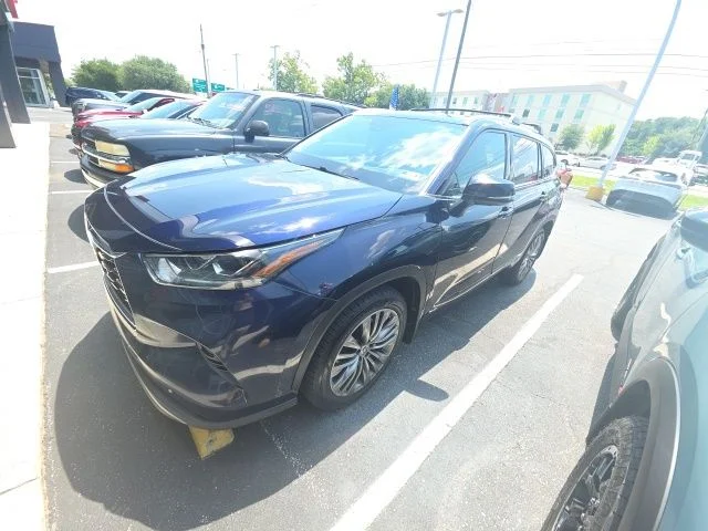 2022 Toyota Highlander Hybrid