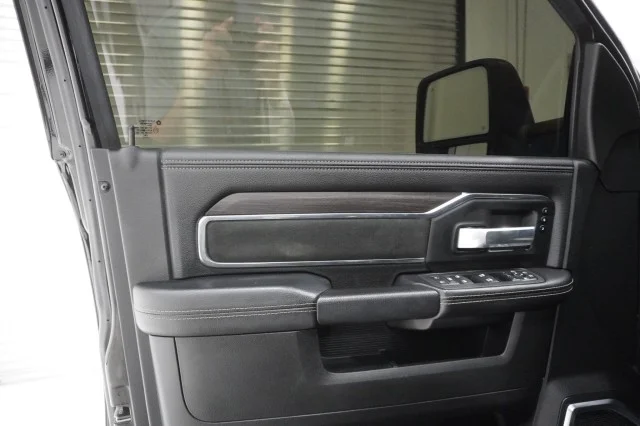Used 2025 BLACK Ram Laramie image 15