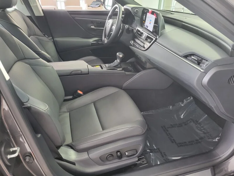 Certified Used 2025 CLOUDBURST GRAY LEXUS ES 300H FWD image 16