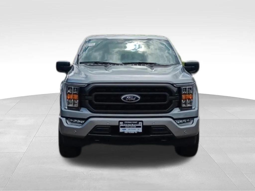 Used 2023 Iconic Silver Metallic Ford XLT image 10