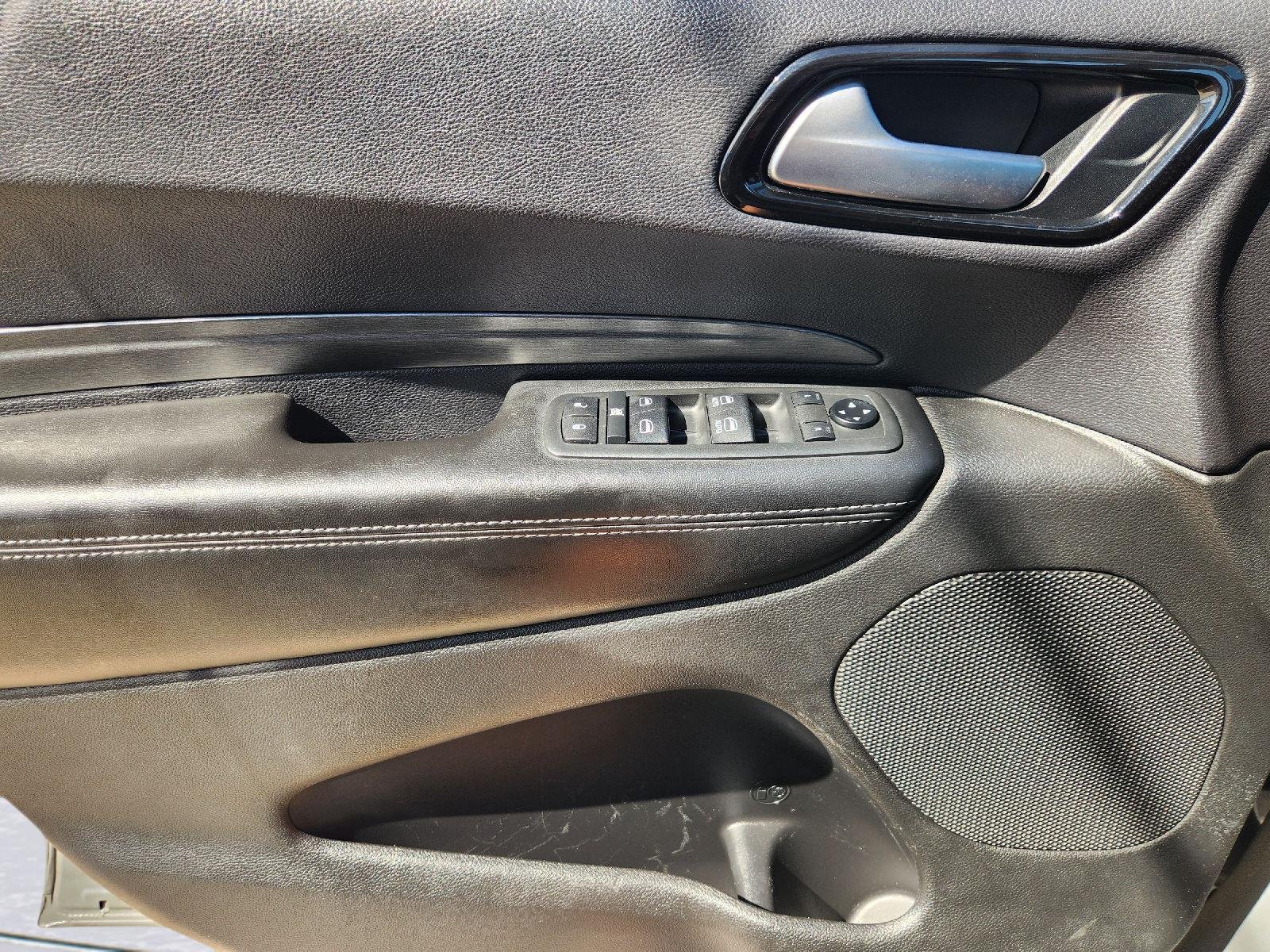 2021 Dodge Durango photo 22 of 33