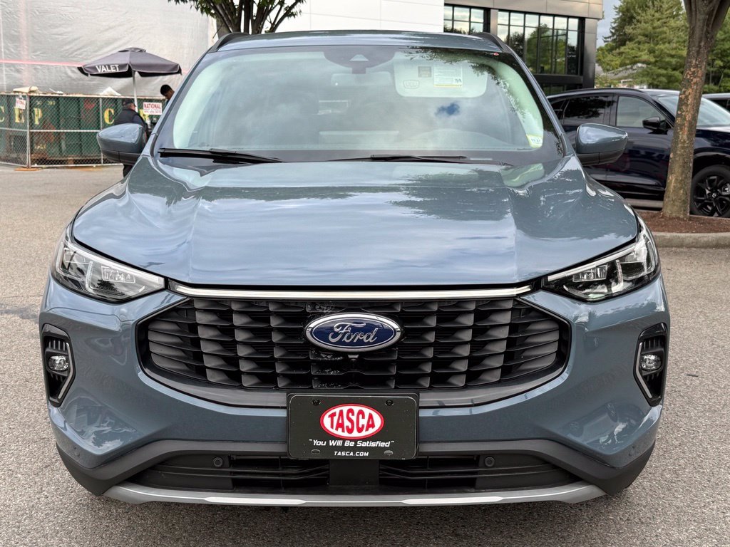 Used 2023 Blue Ford Platinum image 3