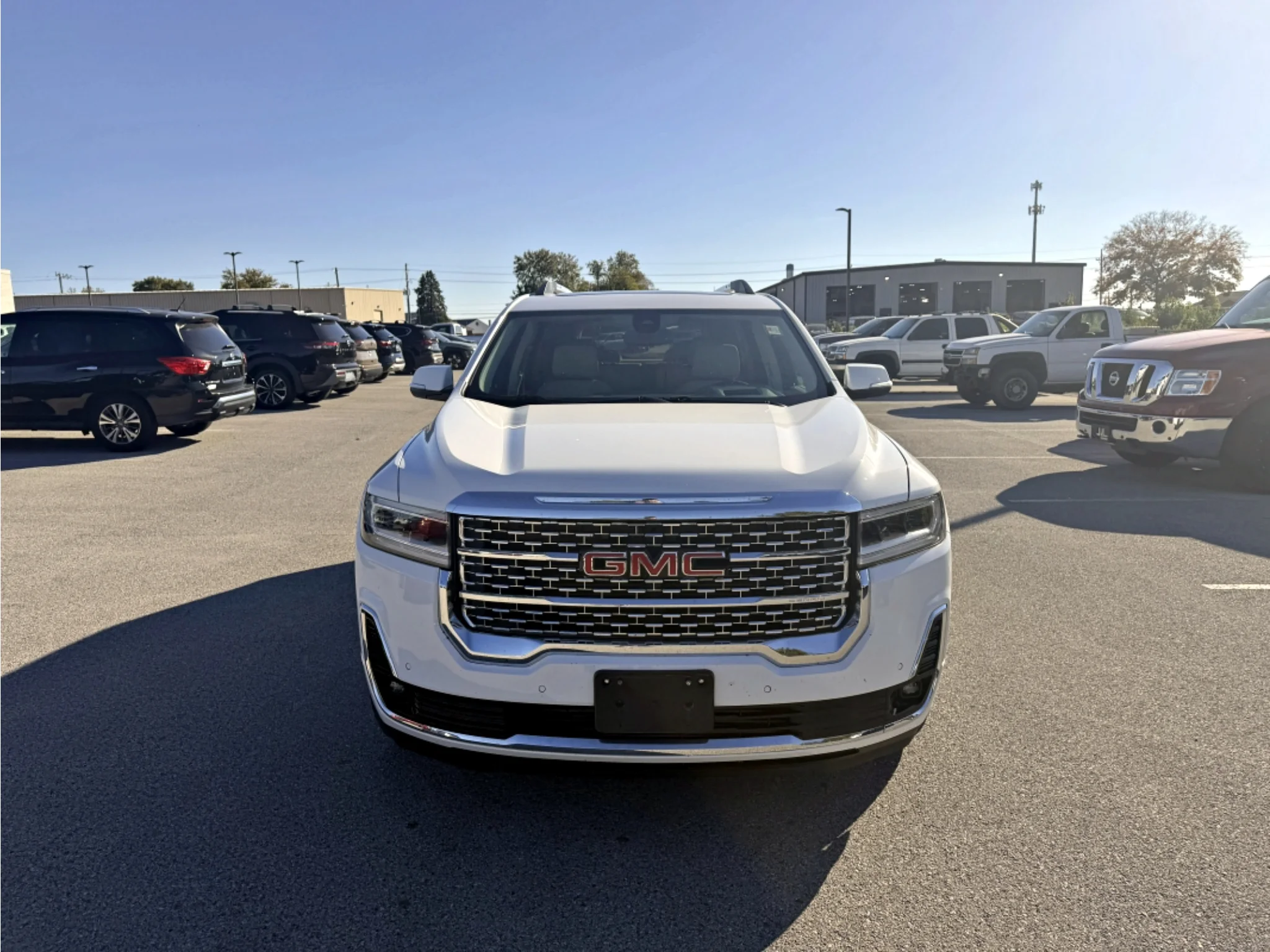 Used 2022 Summit White GMC Denali image 15