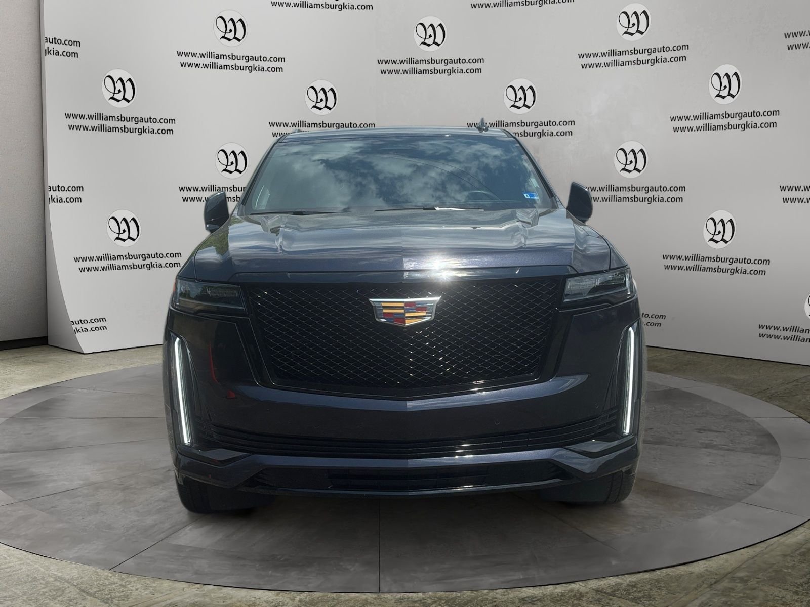 Used 2024 Gray Cadillac Sport Platinum image 8