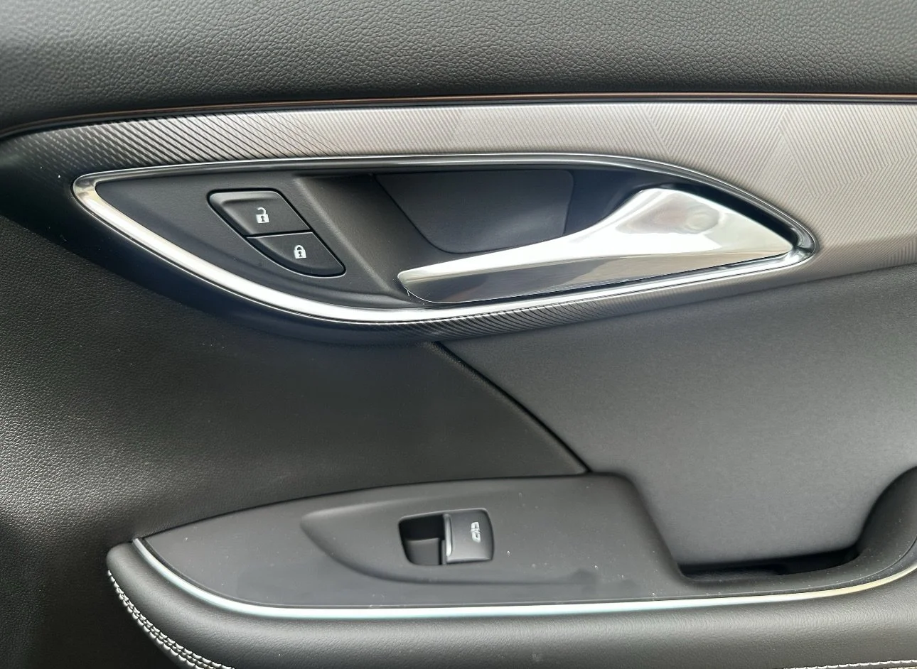 New 2026 Ebony Twilight Metallic Buick Sport Touring image 20