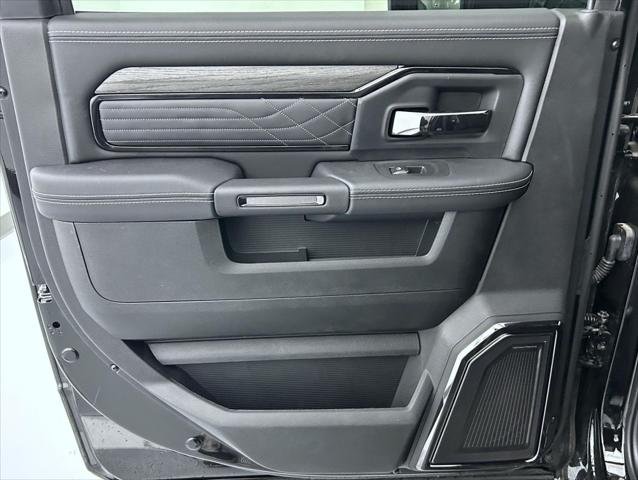 New 2026 Diamond Black Crystal Pearl-Coat Exterior Paint RAM Limited image 21