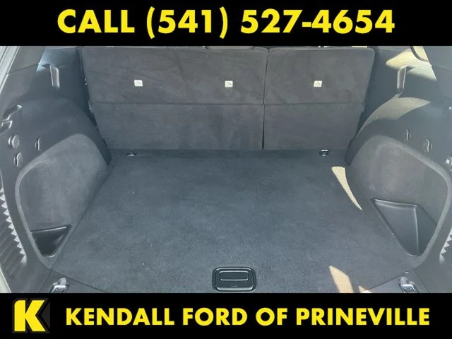 Used 2019 Bright White Clearcoat Jeep Laredo image 23