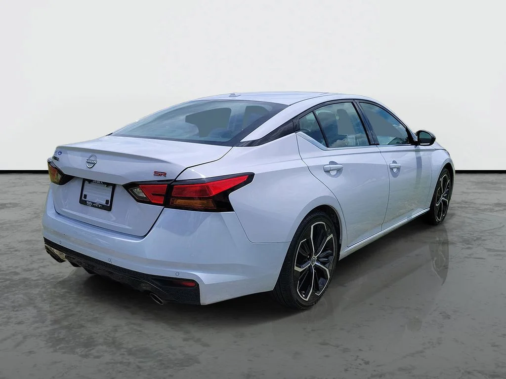 Used 2024 Gray Sky Pearl Nissan 2.5 SR image 2