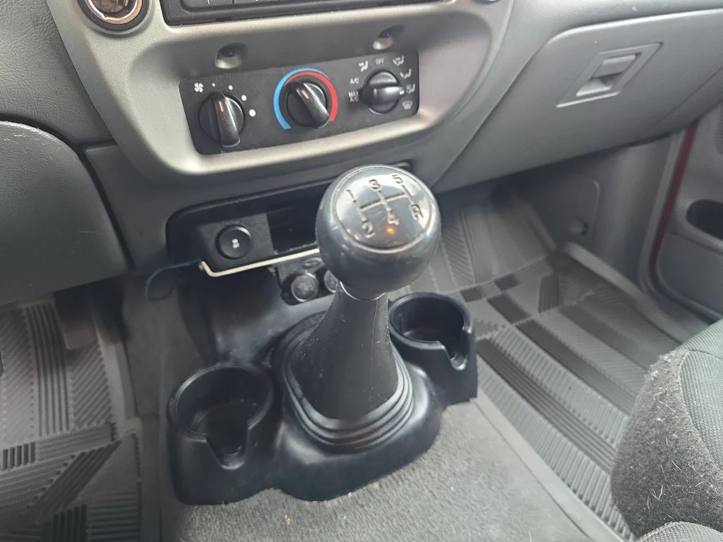 Used 2010 Red Ford XLT image 24