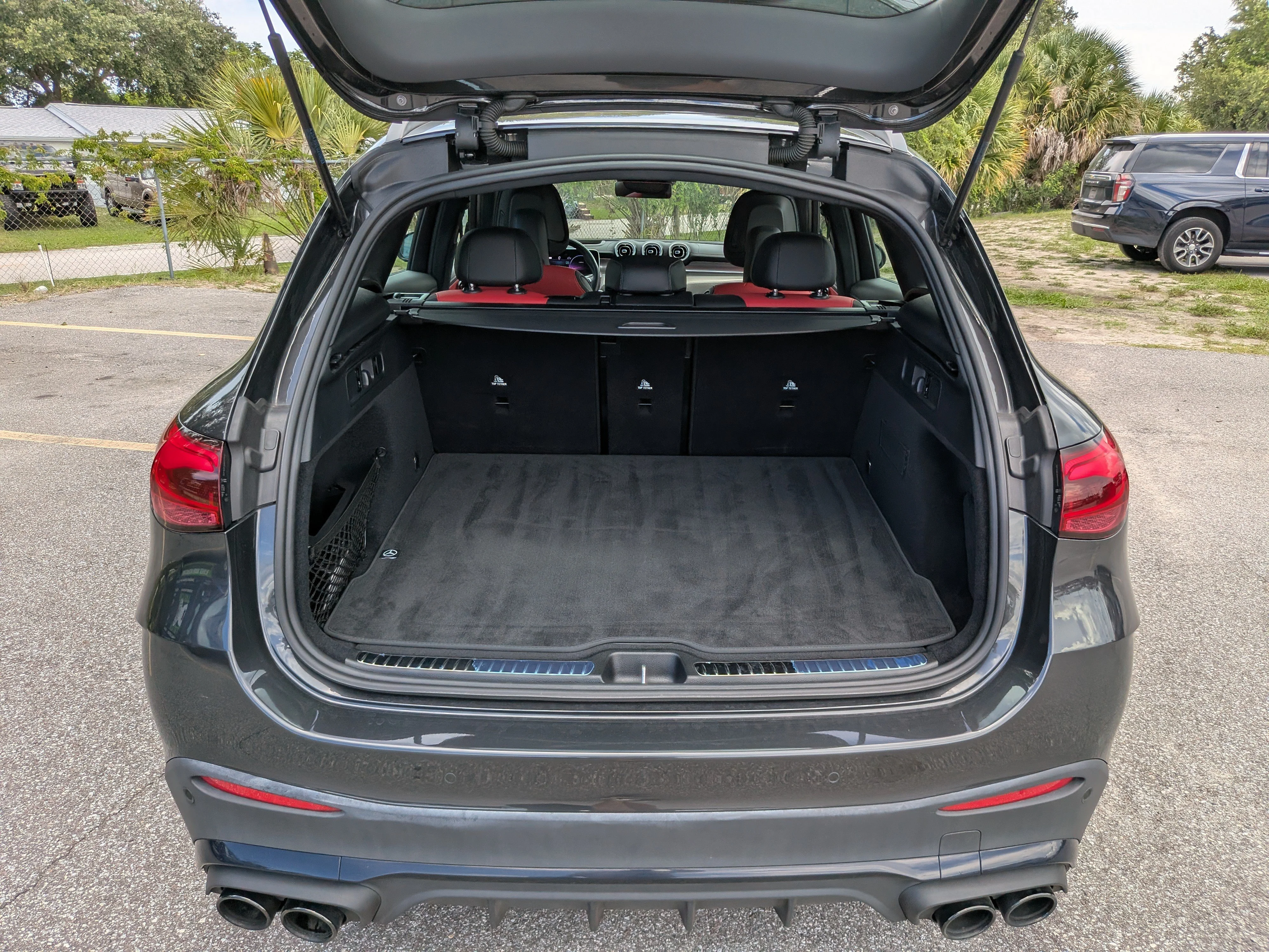 Used 2024 Graphite Gray Metallic Mercedes-Benz AMG® GLC 43 image 11
