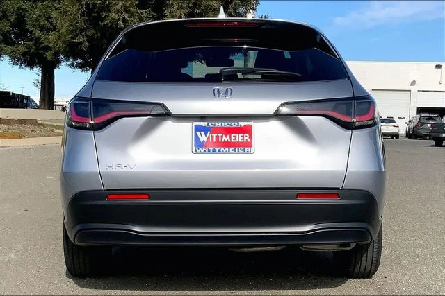 Used 2026 Silver Honda LX image 4