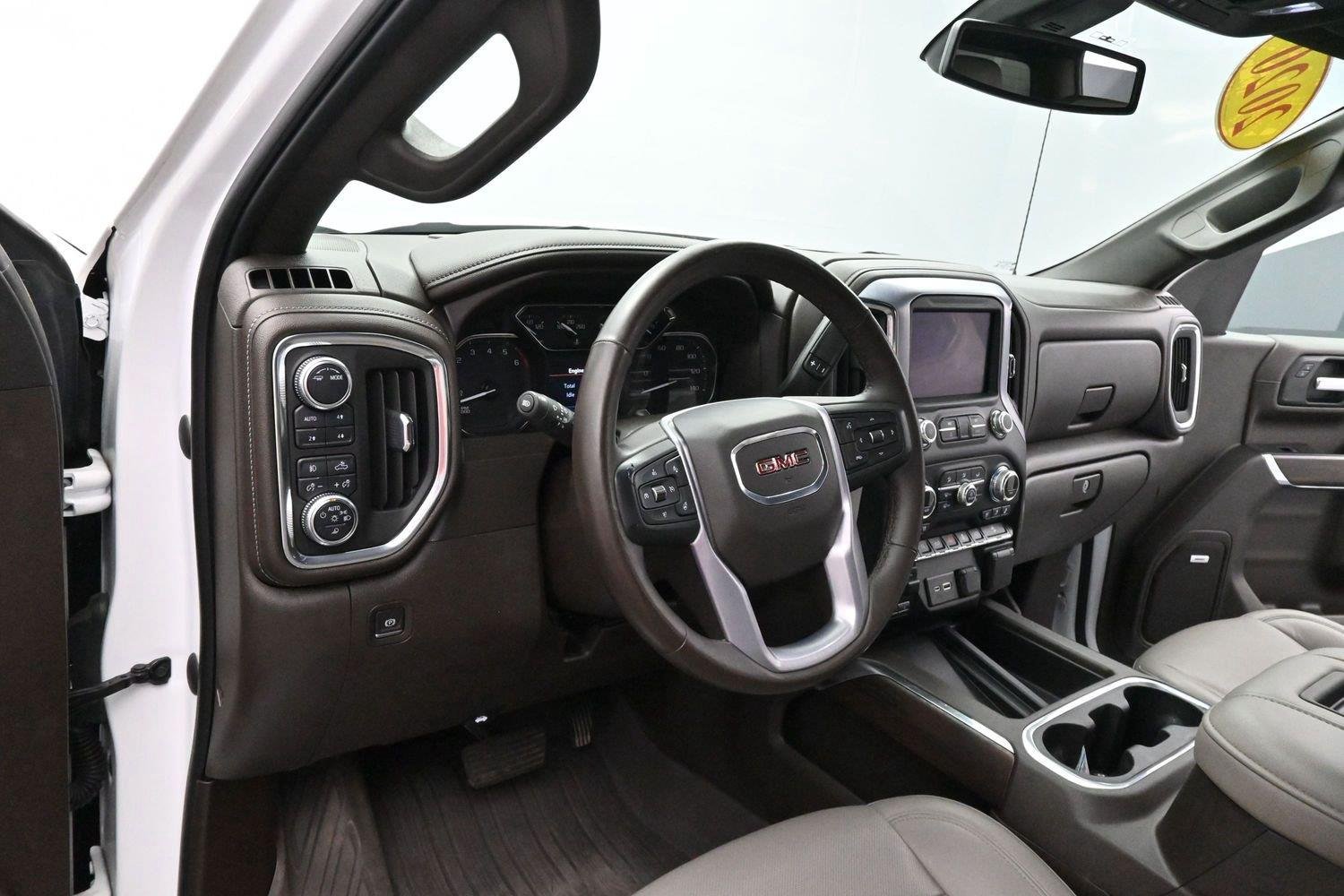 Used 2020 SUMMIT WHITE GMC SLT image 16
