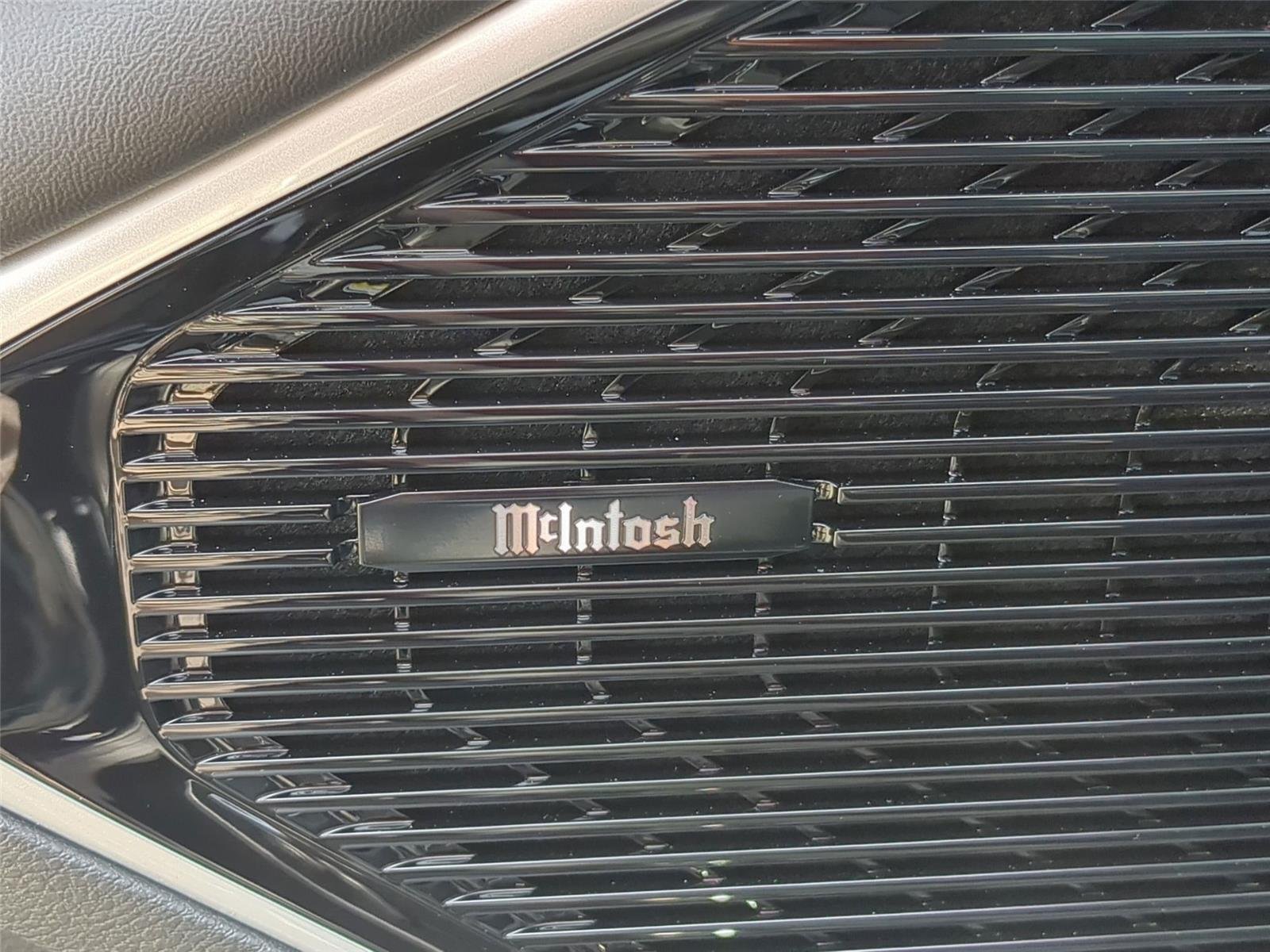 New 2026 High Gloss Black Exterior Paint Jeep Limited Altitude image 13