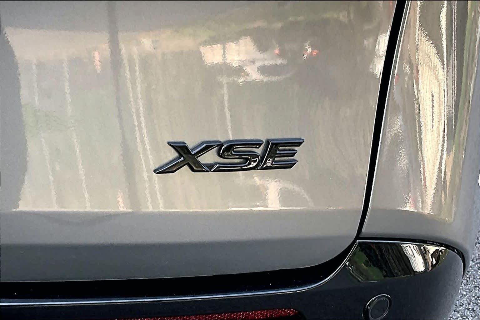Used 2026 Heavy Metal Toyota XSE image 10