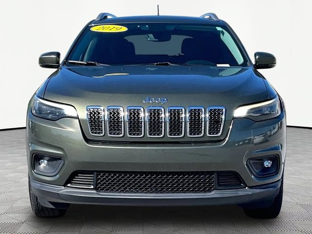 Used 2019 Jeep Cherokee Latitude Plus with VIN 1C4PJMLB6KD246465 for sale in New Castle, DE