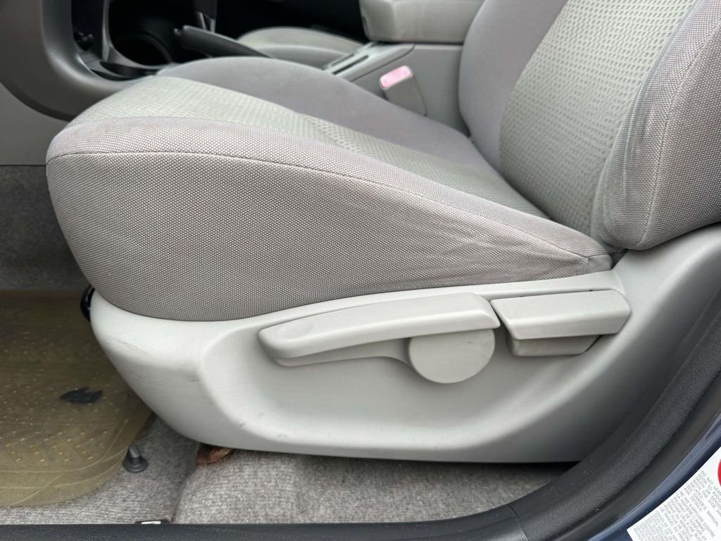 Used 2008 Blue Toyota Base image 18