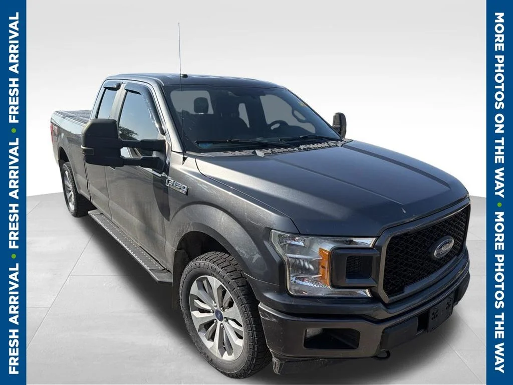 Used 2018 Gray Ford XL image 1