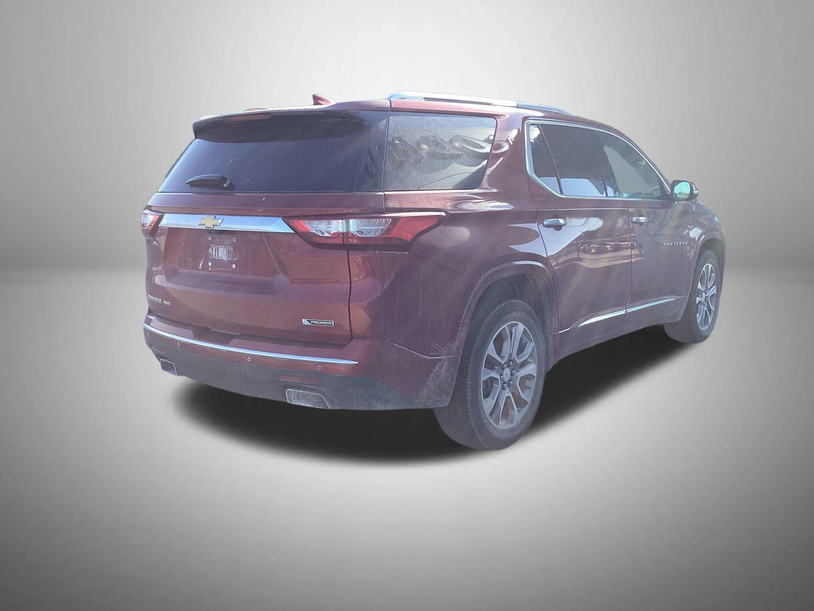 Used 2018 Red Chevrolet Premier image 3