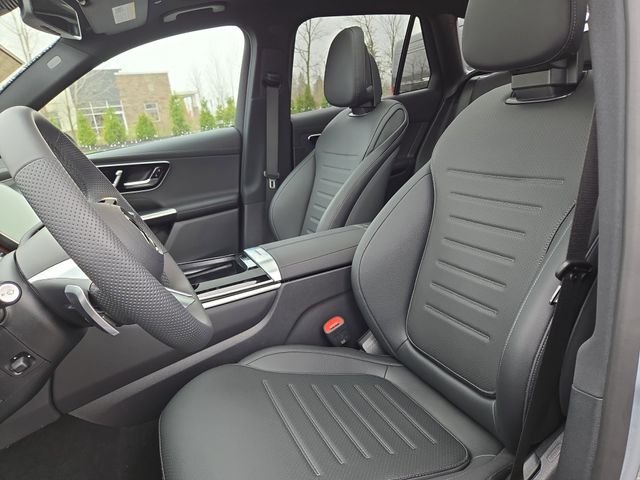 New 2026 Cirrus Silver Metallic Mercedes-Benz GLC300 image 23