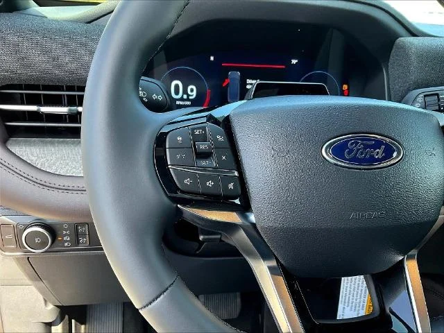 New 2026 Star White Metallic Tri-Coat Ford Platinum™ image 61
