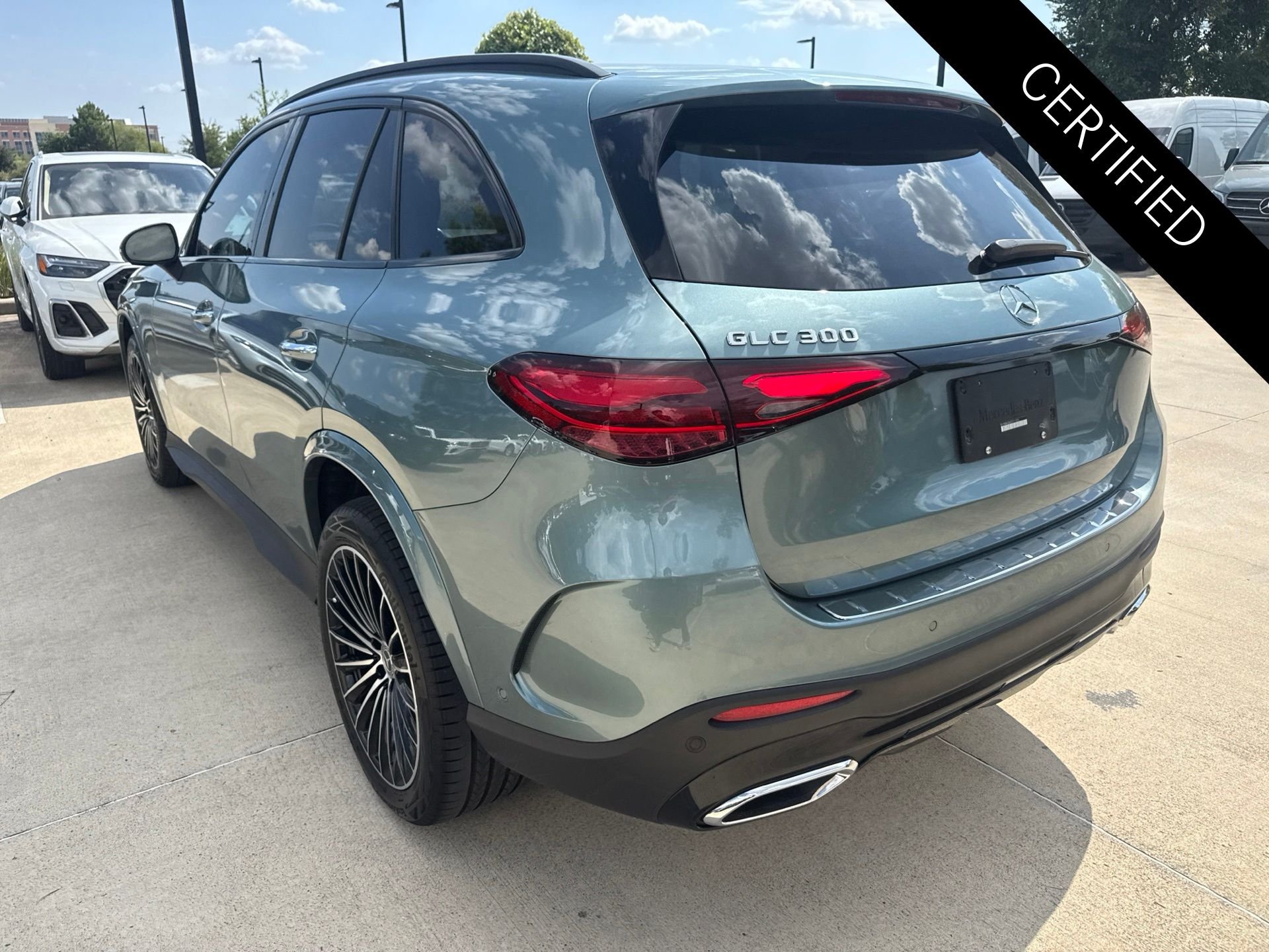 Certified Used 2026 Verde Silver Metallic Mercedes-Benz GLC 300 image 6
