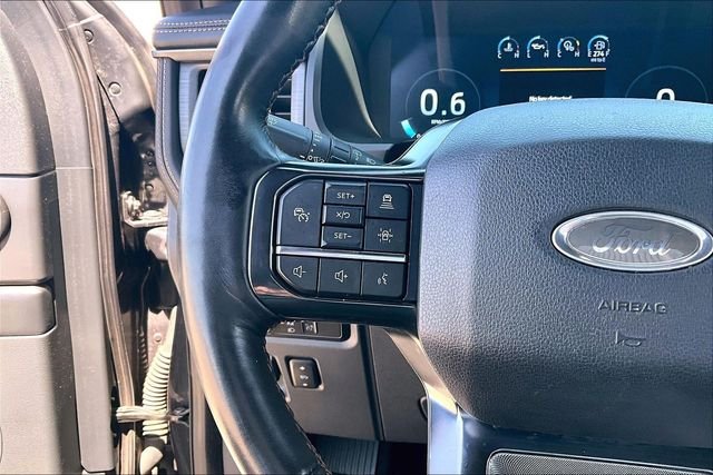Used 2022  Ford Platinum image 18