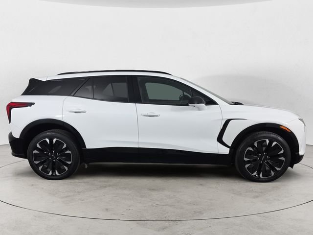 Certified Used 2024 Summit White Chevrolet RS image 4