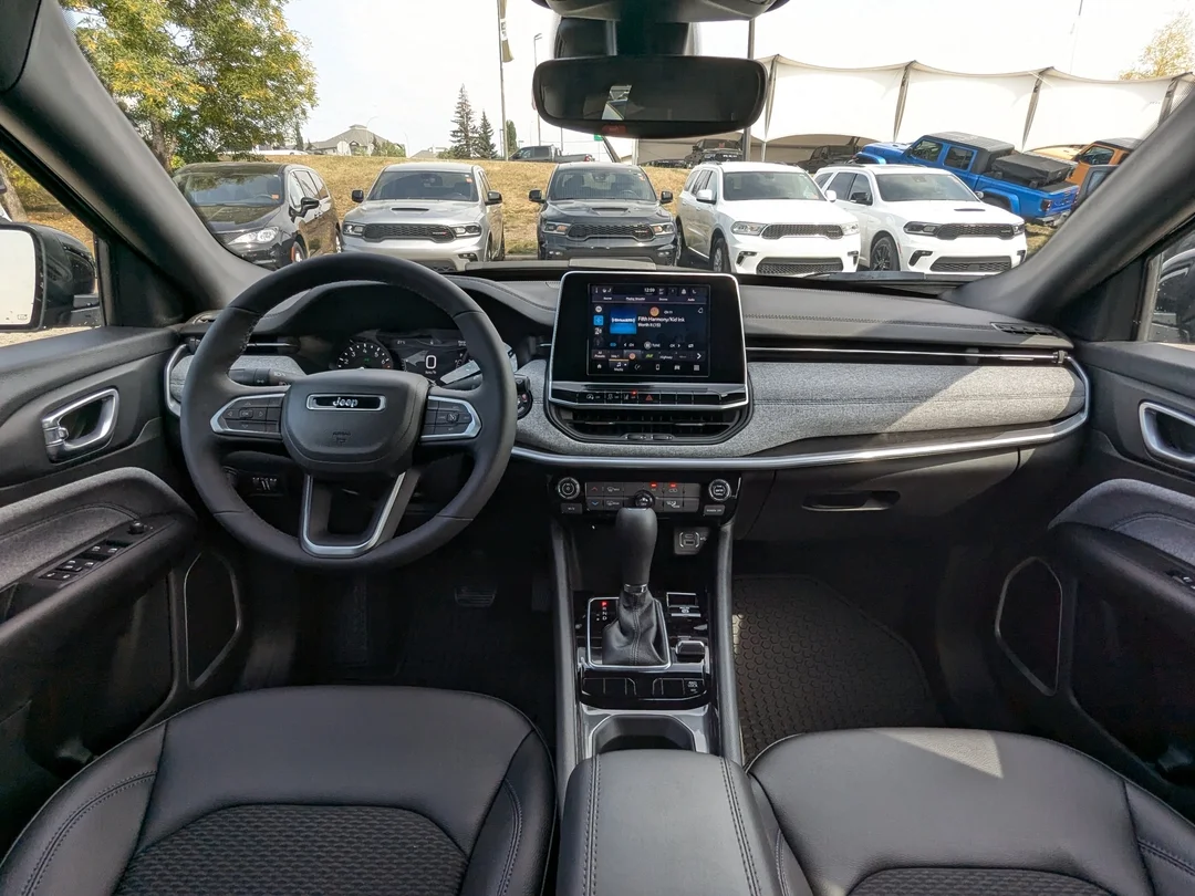 New 2025 Black Jeep North - - 4x4 - Heated seats - Forward Collision Warning & More! image 24