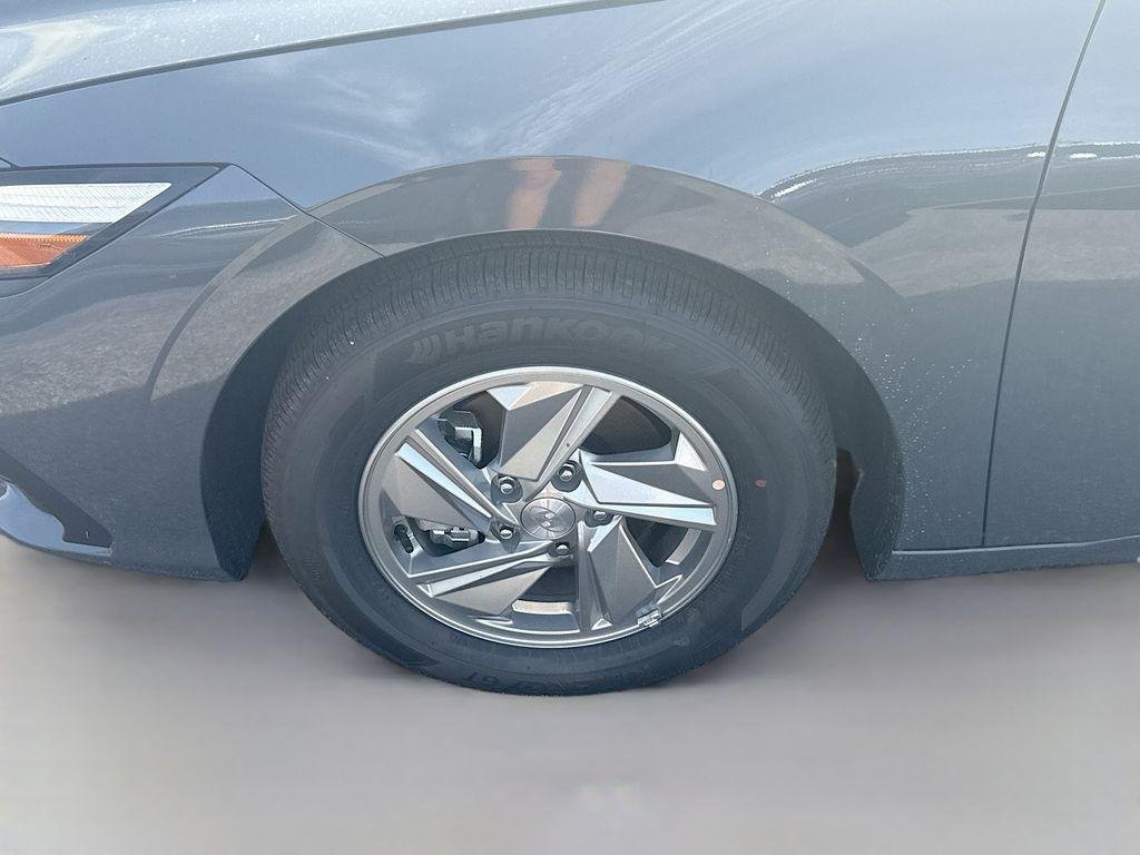 New 2026 Ecotronic Gray Hyundai SE image 23