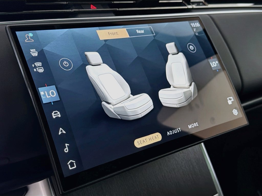 New 2027 Santorini Black Land Rover SE image 21