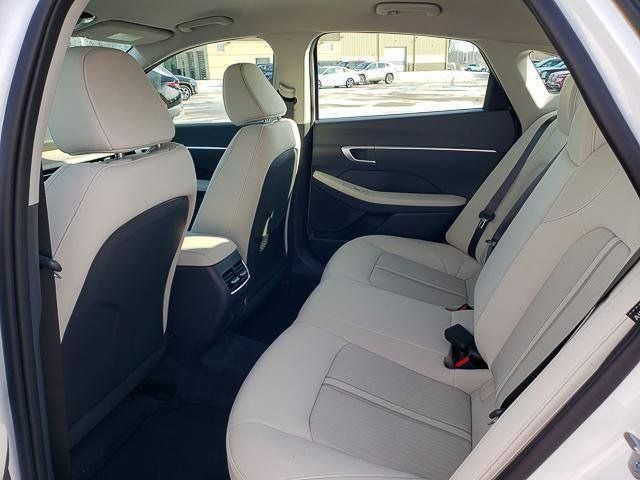 New 2026 White Hyundai Blue image 17