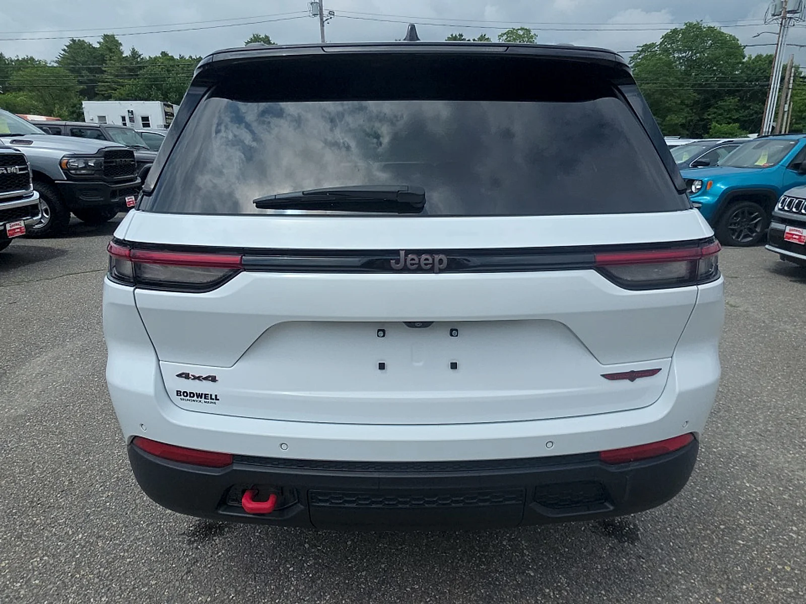 Used 2022 Bright White Clearcoat Jeep Trailhawk 4x4 image 4