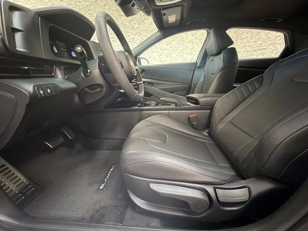 New 2026 Serenity White Hyundai SEL Sport image 23