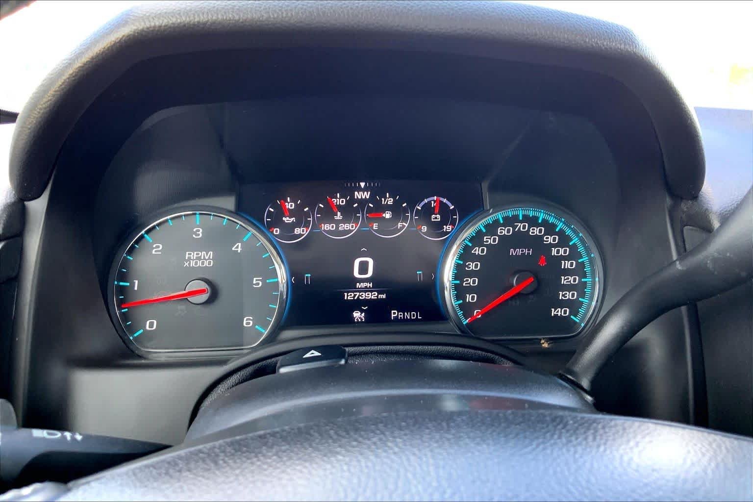 Used 2018 Silver Ice Metallic Chevrolet Premier image 26