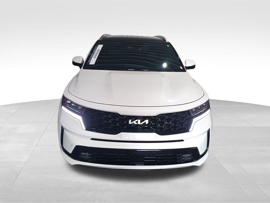 Used 2022 White Kia SX Prestige image 8