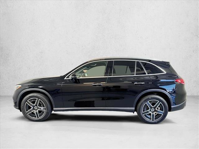 New 2026 Black Mercedes-Benz GLC 300 image 38