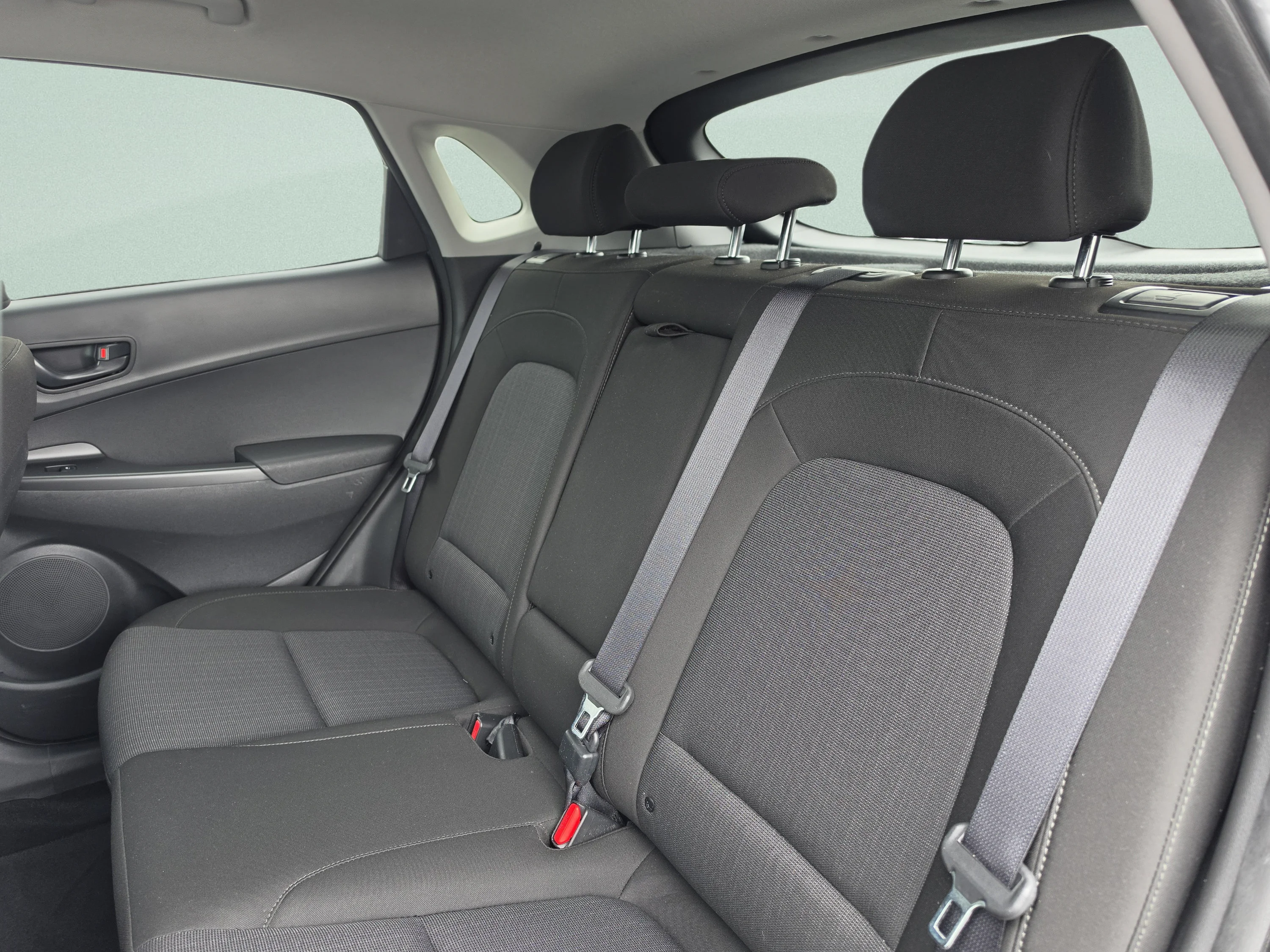Used 2022 Thunder Gray Hyundai SEL image 21