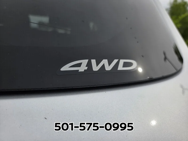 Used 2024 SILVER MITSUBISHI S 2.0 AWC image 18