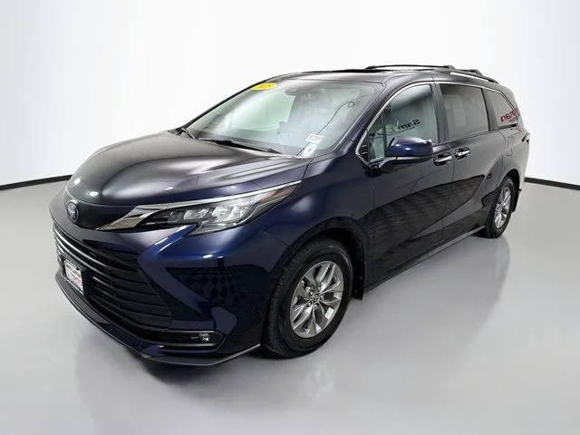 Used 2025 Blue Toyota XLE image 3