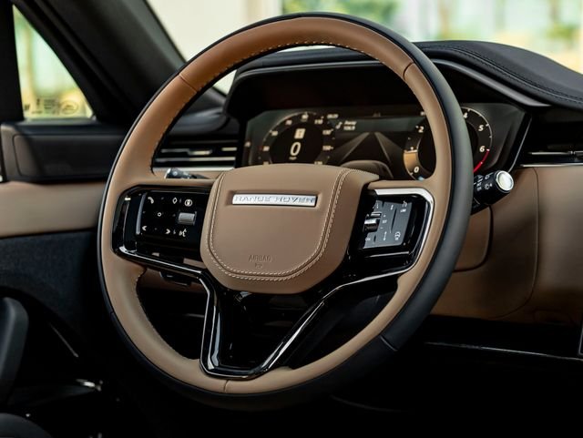 New 2026 Santorini Black Land Rover Dynamic SE image 19