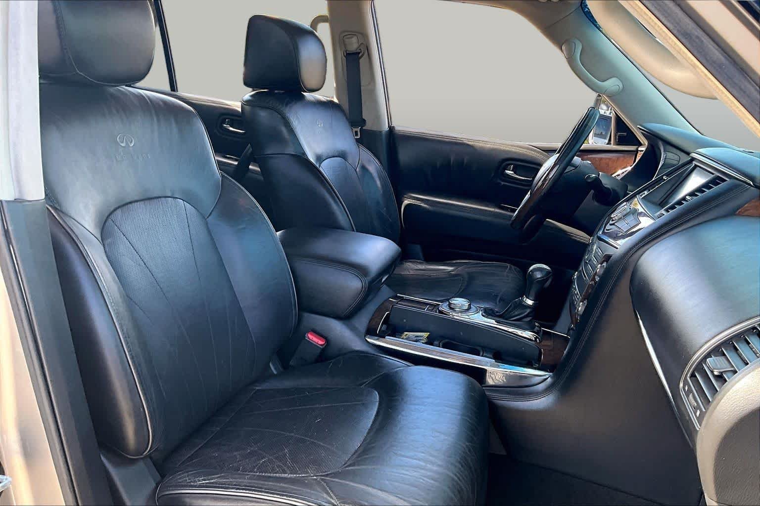 Pre-Owned 2012 INFINITI QX56 7-passenger