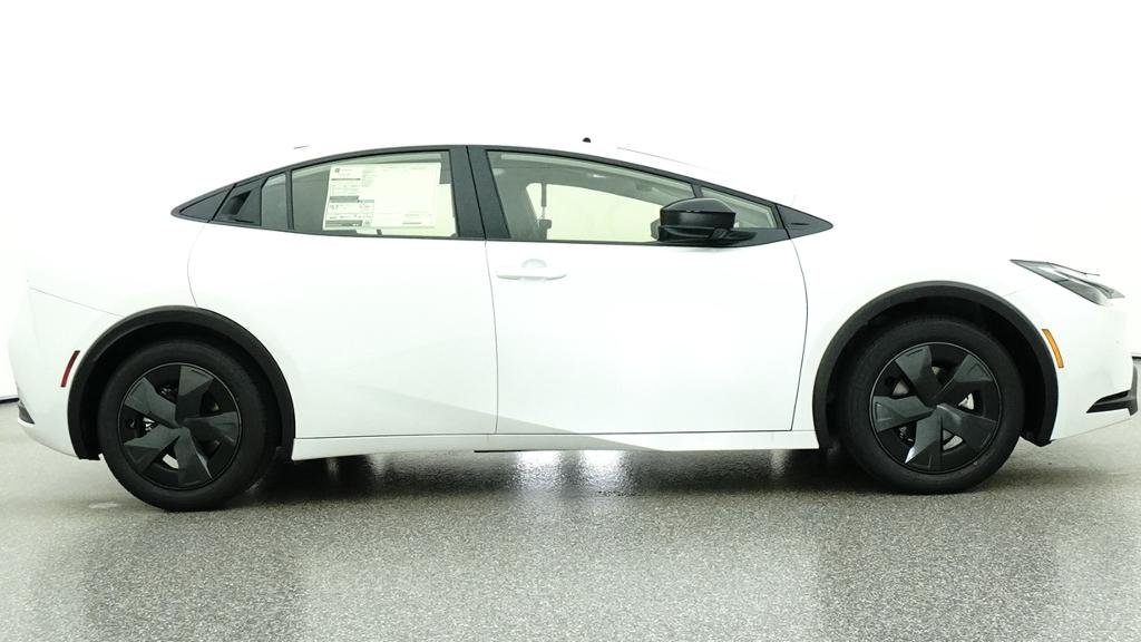 New 2026 Wind Chill Pearl Toyota LE image 13