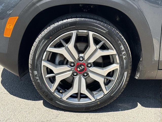 Used 2021 Gray Kia SX image 12