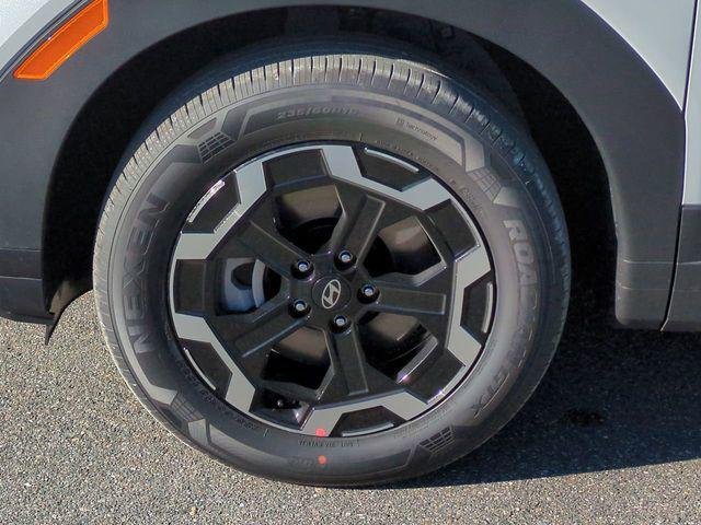 New 2026 White Hyundai SE FWD image 10