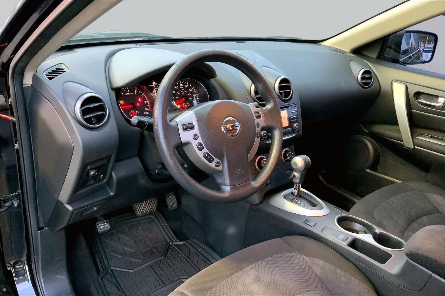Used 2015 Super Black Nissan S image 14