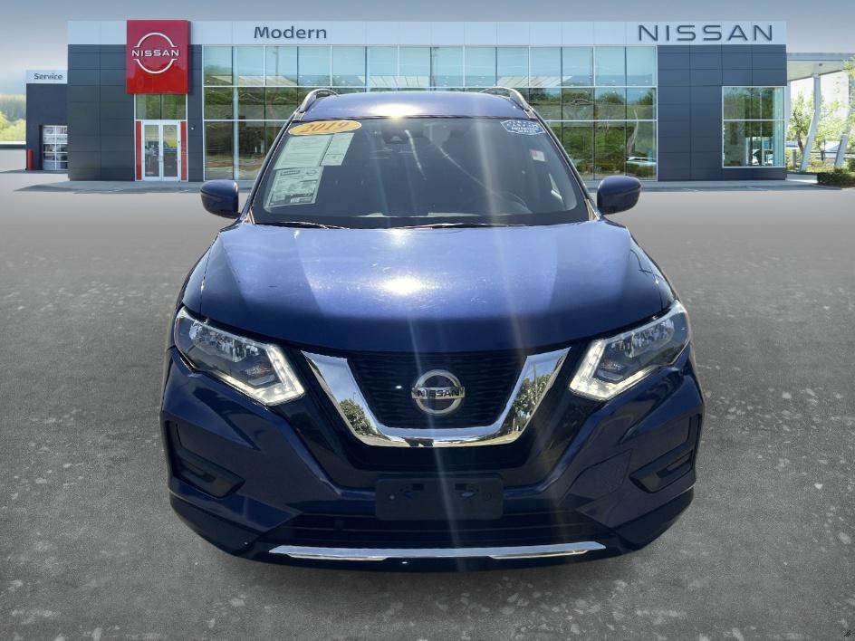 Used 2019 Caspian Blue Metallic Nissan SV image 2